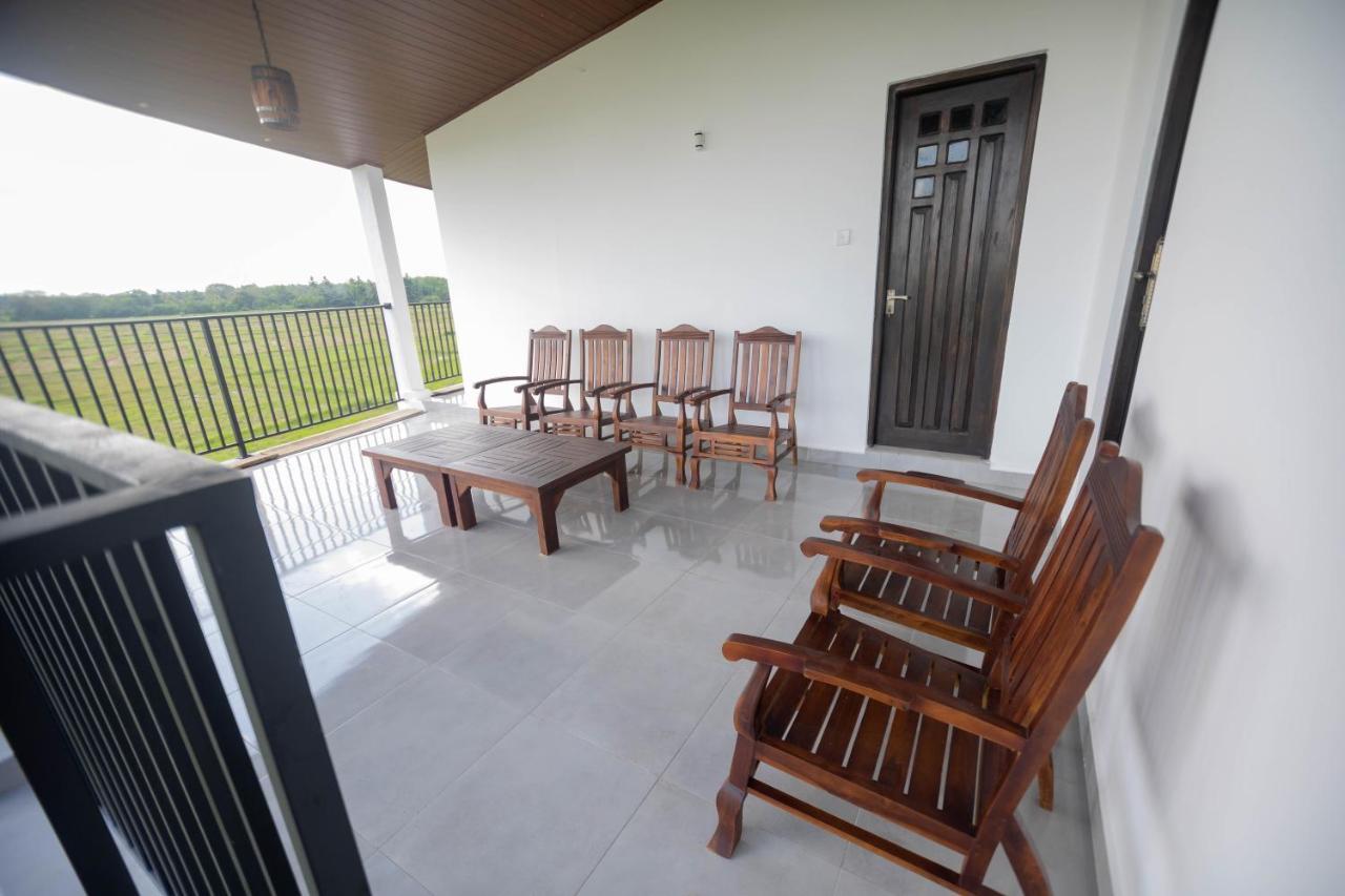 Ehala Family Rest Hotel Anuradhapura Buitenkant foto