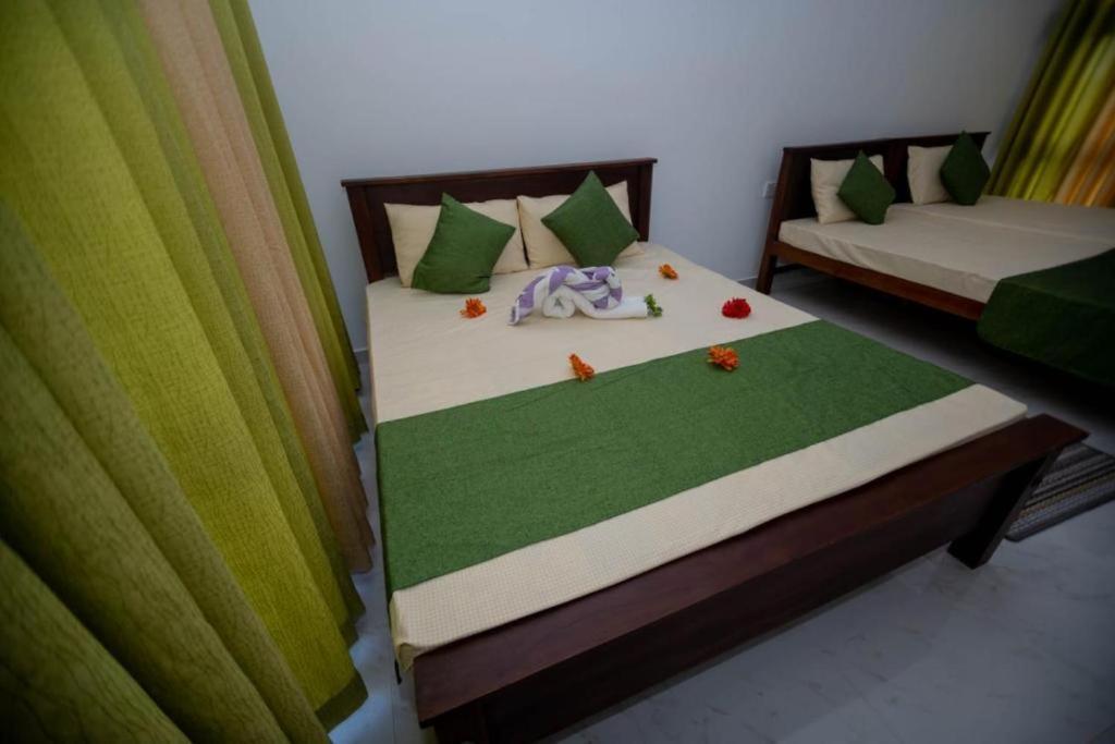 Ehala Family Rest Hotel Anuradhapura Buitenkant foto