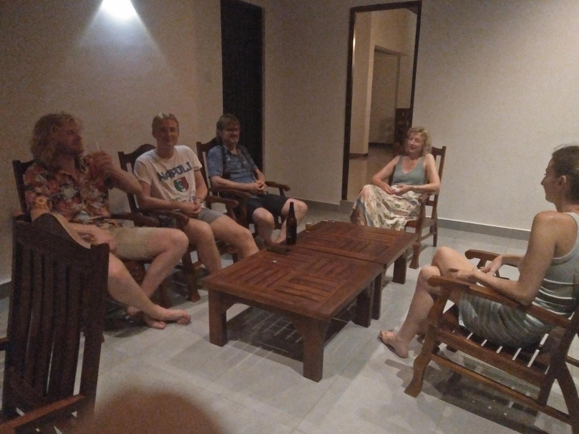 Ehala Family Rest Hotel Anuradhapura Buitenkant foto